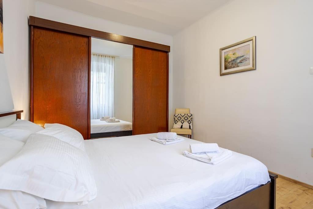 Apartment Bacvice *
