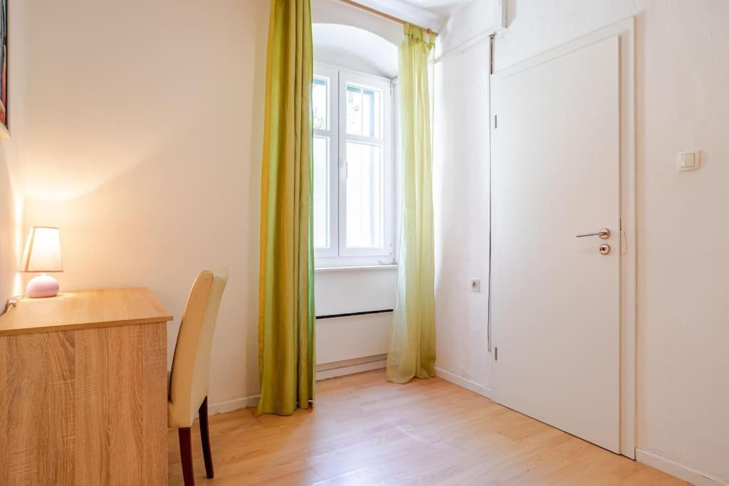 Bacvice Apartment Split